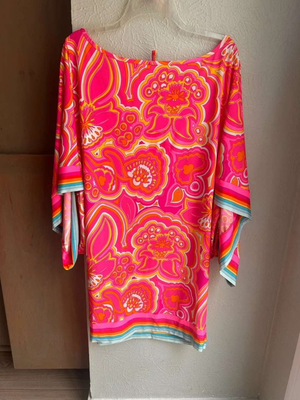 Trina Turk 25th Anniversary Morning Sunrise Swim Cover Tunic Kafta psychedelic - Picture 5 of 15